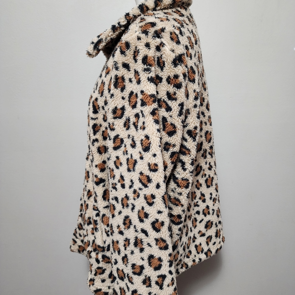 Torrid leopard print sherpa jacket size 2X - Picture 5 of 10
